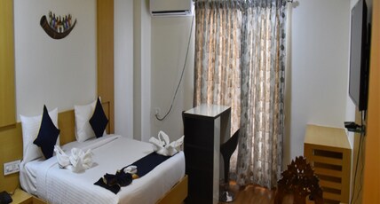 Hotel Swarna Palace Room Type - Suite Room Hotel Swarna Palace Room Type - Suite Room
