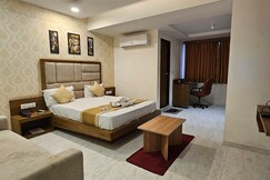 Address of HOTEL LEE GRAND INN