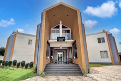 Townhouse Oak Rising Water Park Dharwad Formerly Rising Resorts and Spa
