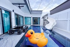 Sunday Villa Green Mellow Pattaya