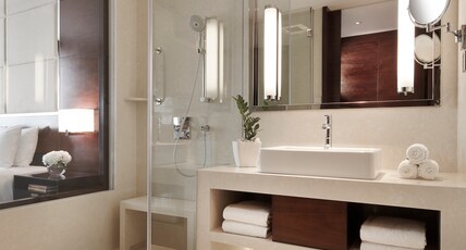 Courtyard by Marriott Pune Chakan Room Type - Guest Room, 2 Twin, Pool View