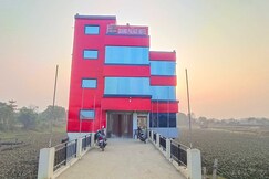 SPOT ON Grand Palace Hotel