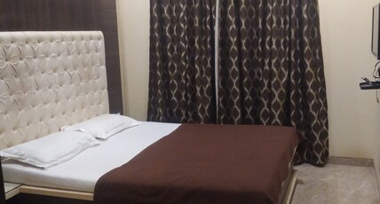 Aasra Lodge Room Type - Double Room