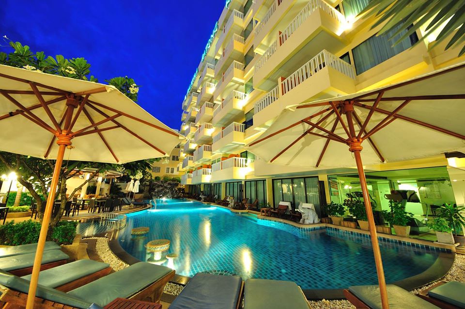 Palmyra Patong Resort - Tap to explore photos