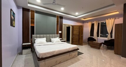 HC Riverview | Luxury Stay Room Type - Luxury Premium Room two