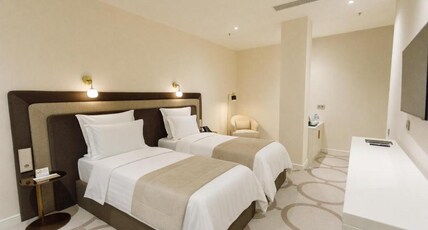 Hotel Ambassadori ,Near Meidan Bazaar Room Type - Classic Twin