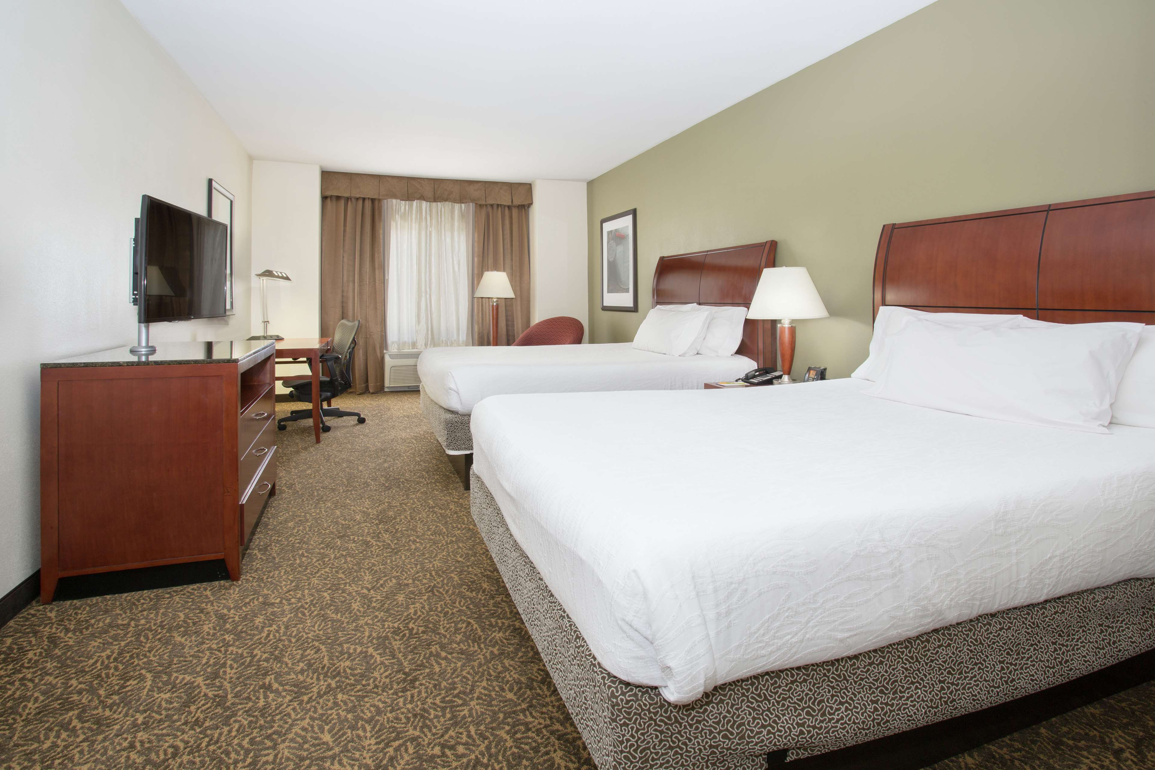 Hilton Garden Inn Avondale - Tap to explore photos