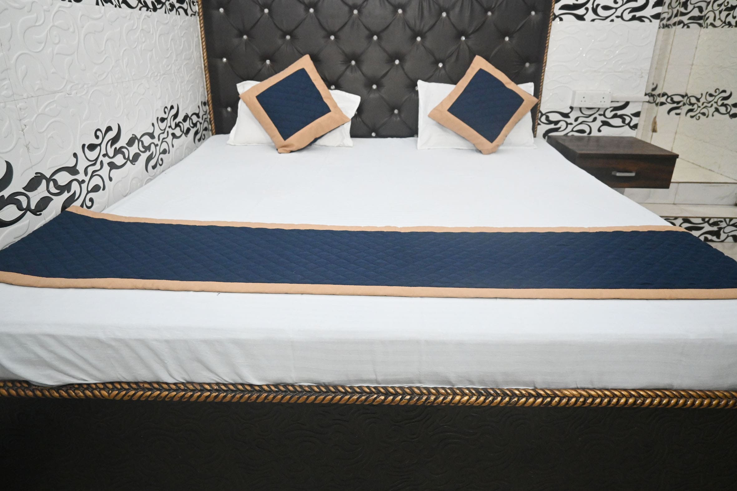 Sri Ram Hotel - Tap to explore photos