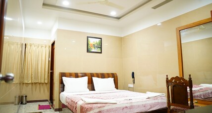 The Kanchi Residency Room Type - Premium