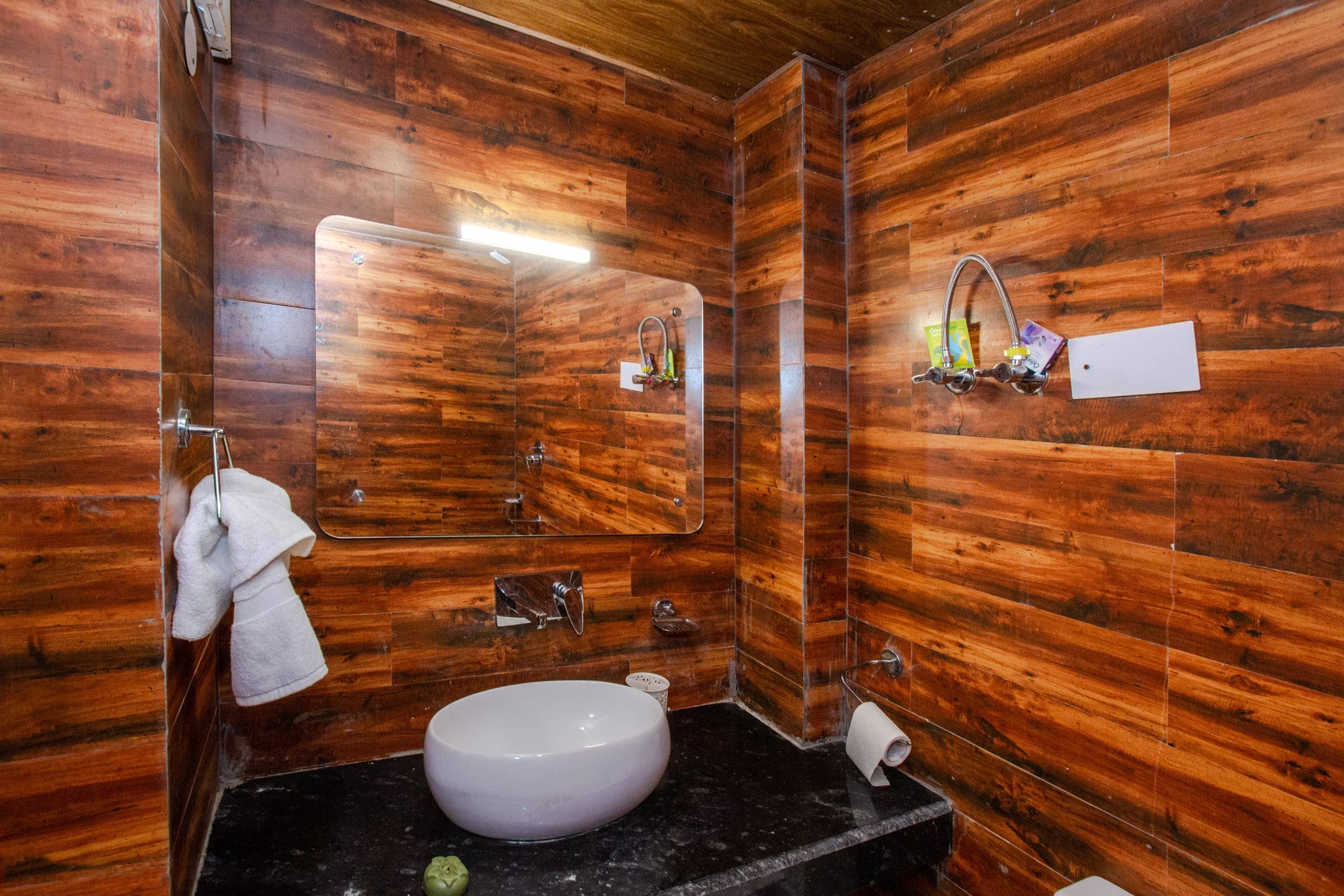 Summit View Inn Manali Hotel Manali - Reviews, Photos & Offer