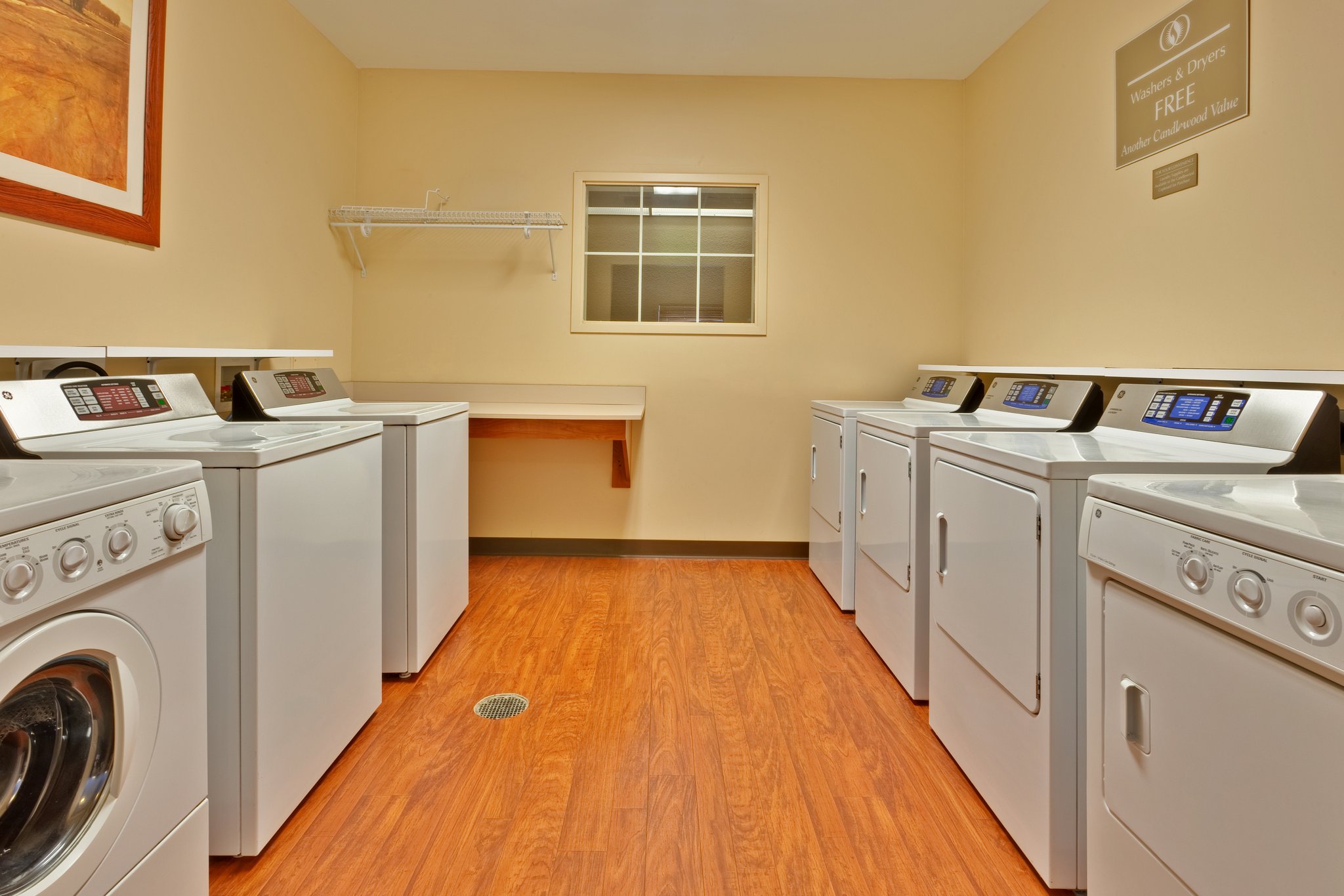 Candlewood Suites Olive Branch - Tap to explore photos