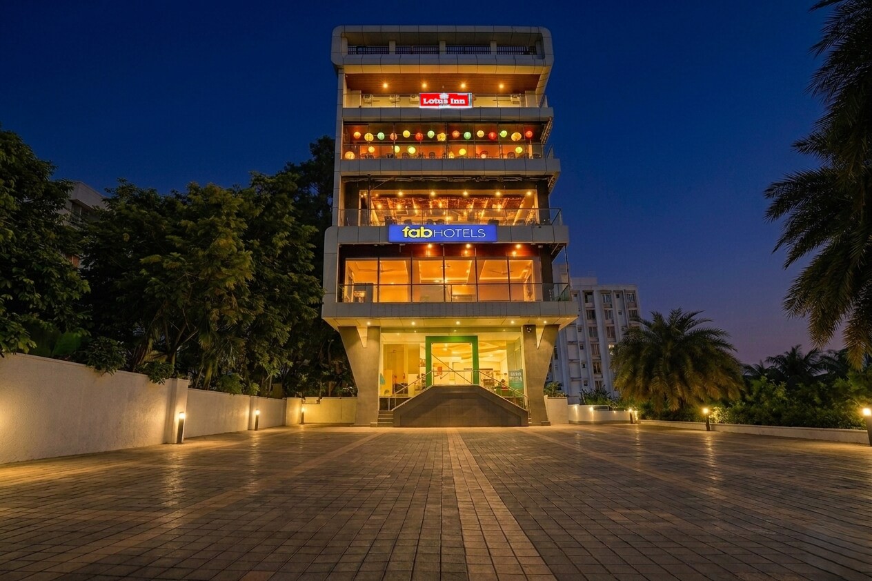 FabHotel Lotus Inn Pimpri Chinchwad - Tap to explore photos