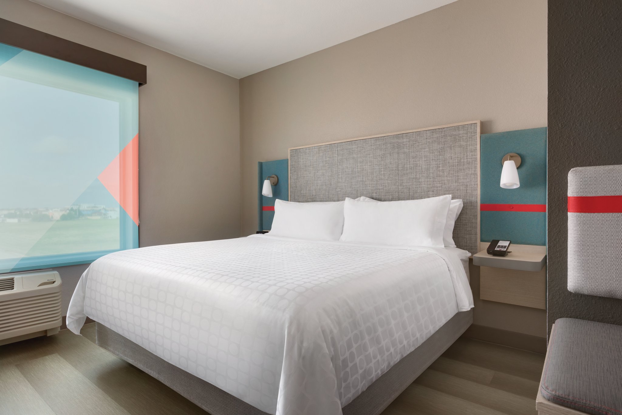 avid hotels MACON NORTH, an IHG hotel - Tap to explore photos