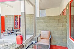 Hotel O Kalimantan Surabaya Syariah