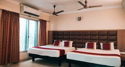 Hotel Sri Maniya Room Type - Family AC Room