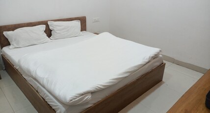 Hotel Shree Elite Room Type - Bedroom 15 (Non -AC)