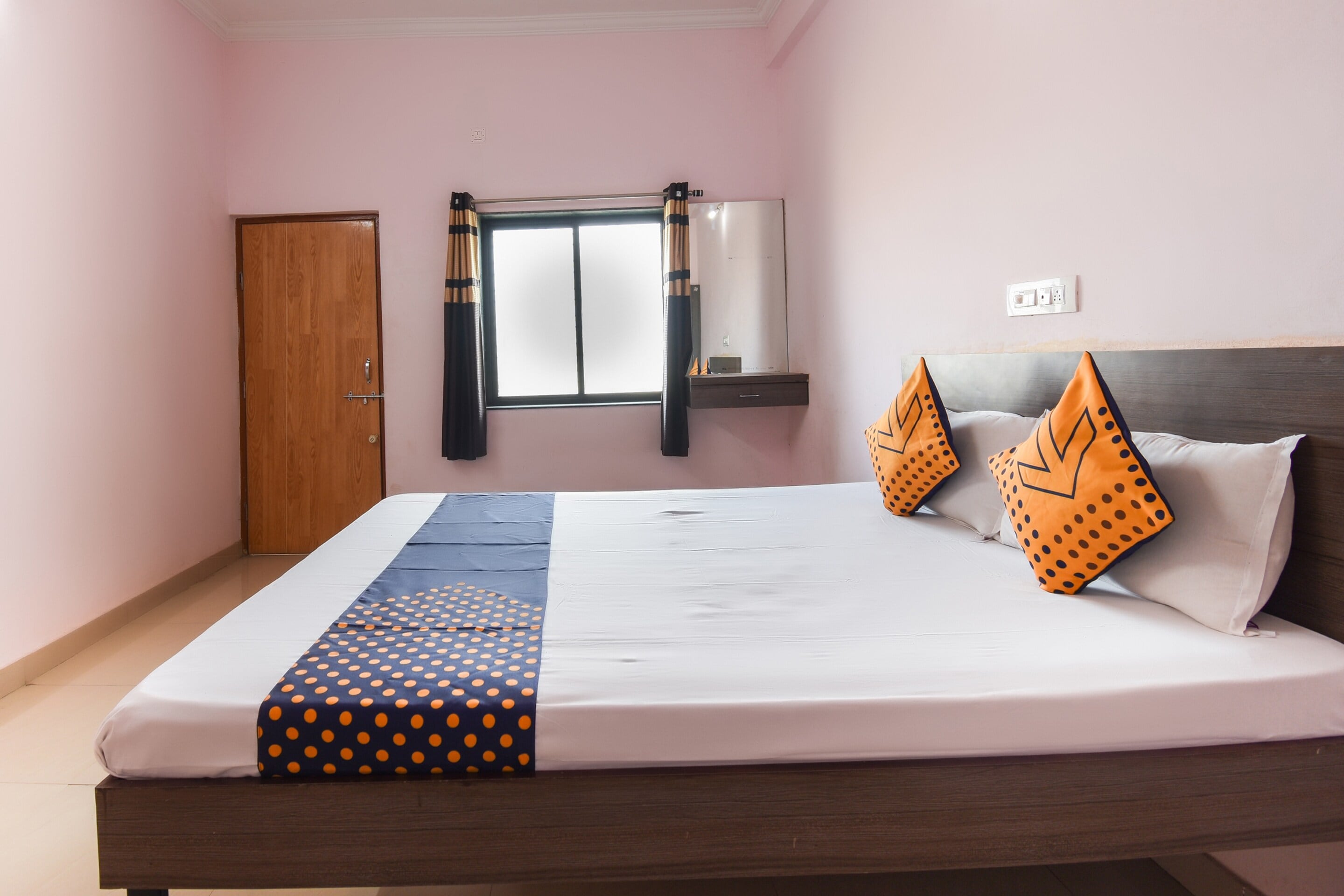 Hotel O Kanyaratna And Lodging - Tap to explore photos