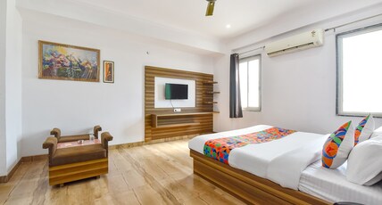 FabHotel Bunglow 16 Room Type - Premium Room