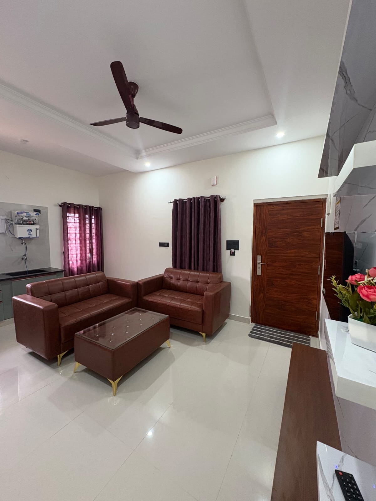 AR Suites - Tap to explore photos