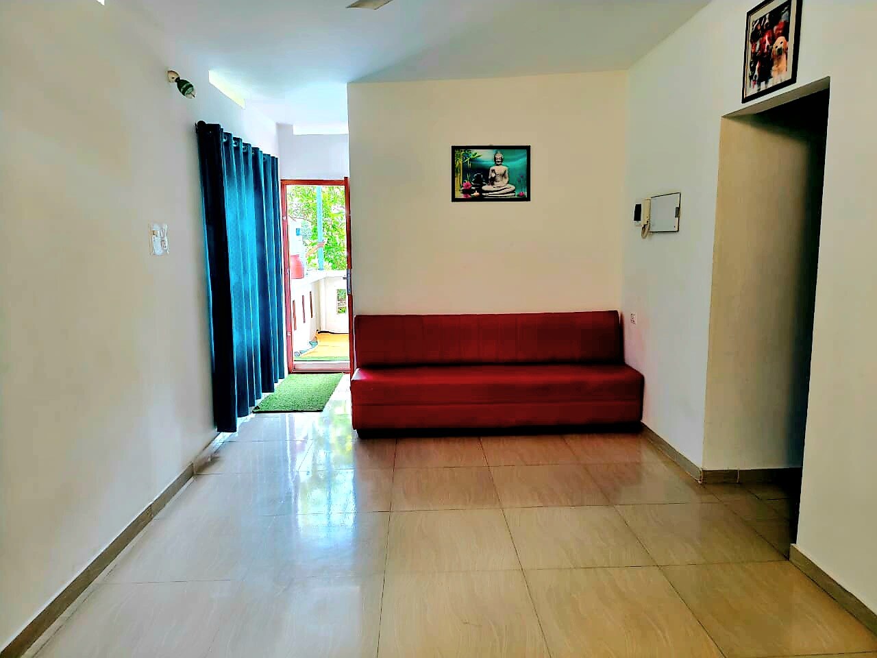 Red Poppy Home Stay - Tap to explore photos