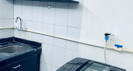 2 bedroom apt in Bandra Room Type - 2 bedroom apt in Bandra