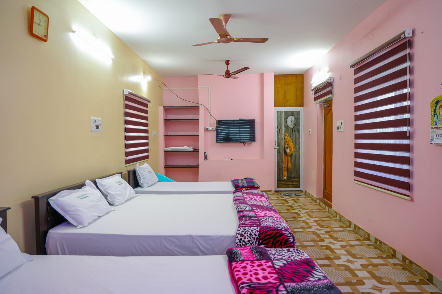 Magil Guest House - Tap to explore photos