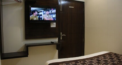 Hotel Snow White Inn Room Type - Deluxe Room With Free Wi-Fi
