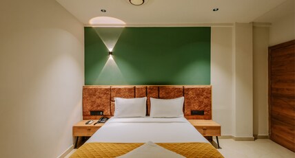 Hotel Beverly Plaza Kozhikode Room Type - Deluxe AC Room