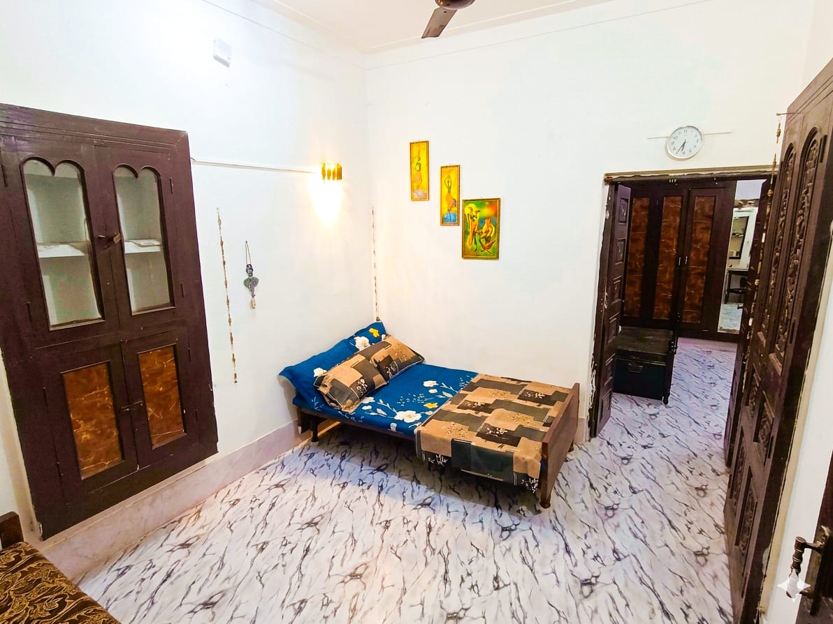 Shukla Homestay - Tap to explore photos