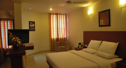 Holiday Park Thalassery Room Type - Suite Room