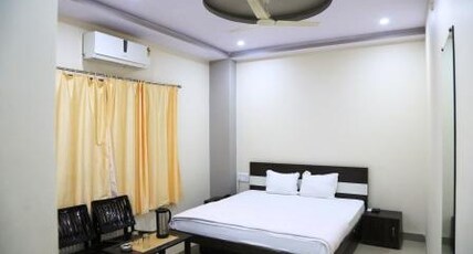 Hotel Kusum Room Type - Royal Gold Room