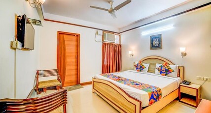 Hotel Kings Corner Room Type - Royal Room