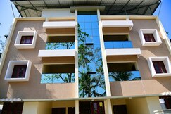 6BHK Apartment by Athrakkatu Enclave