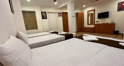 Hotel Ramakrishna Room Type - QUAD SHARING FAMILY ROOM (Non Smoking)