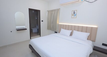 Hotel SGK Room Type - Standard King Room