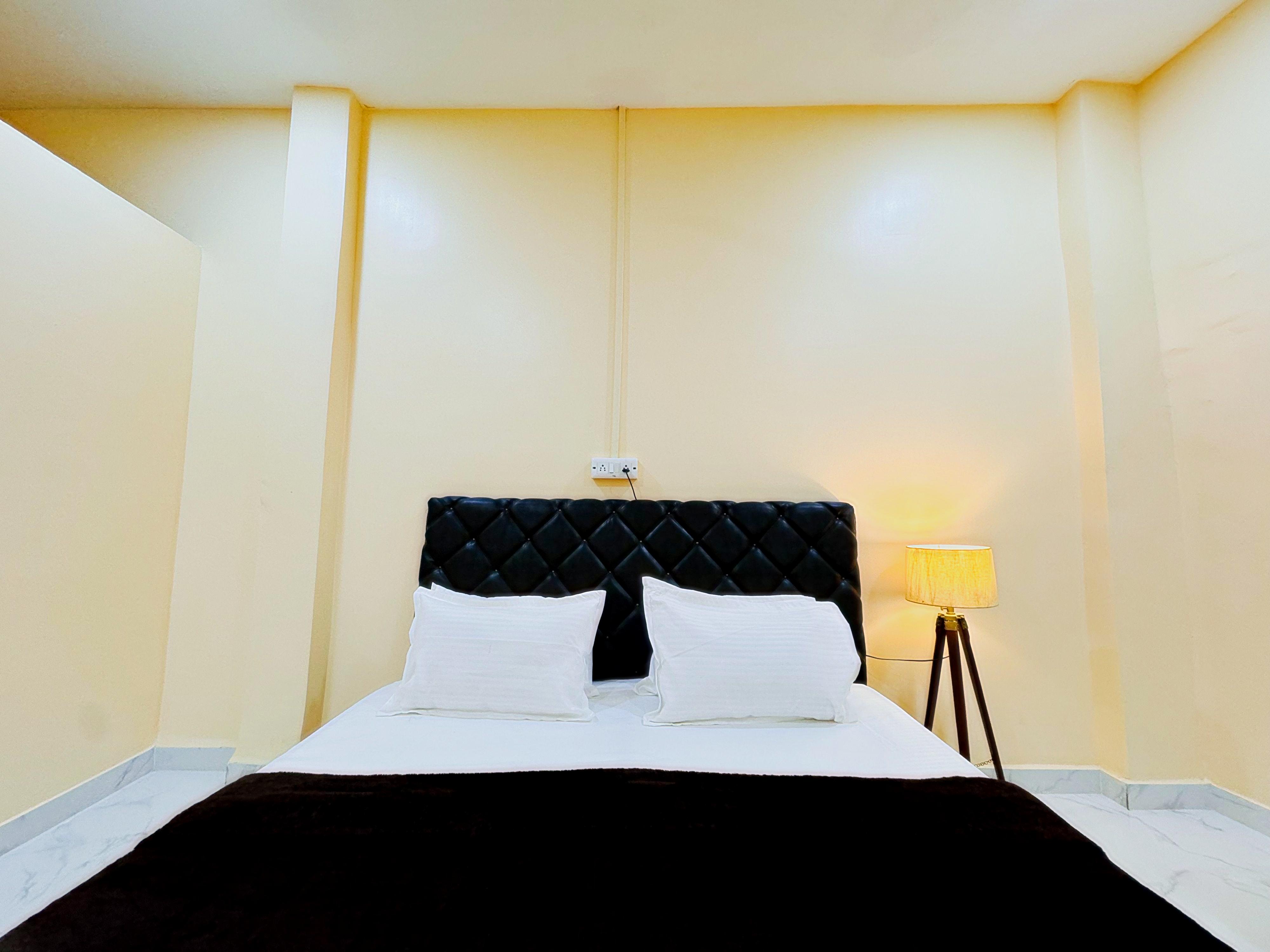 Wagheswari Comfort Stay - Tap to explore photos