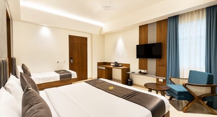 Narthaki Boutique Room Type - Executive Triple Deluxe Room