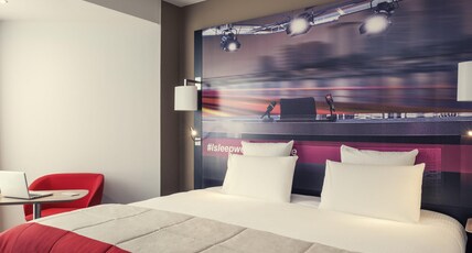 Mercure Paris Boulogne Room Type - Family Standard Room with 1 double bed and bunk beds Mercure Paris Boulogne Room Type - Family Standard Room with 1 double bed and bunk beds