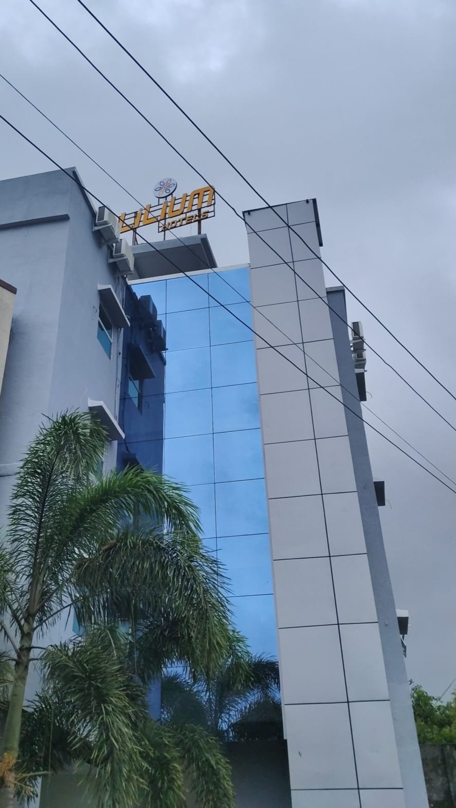 LILIUM HOTELS - Tap to explore photos