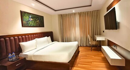 Hotel KRB Greens Room Type - Deluxe Room with King Bed