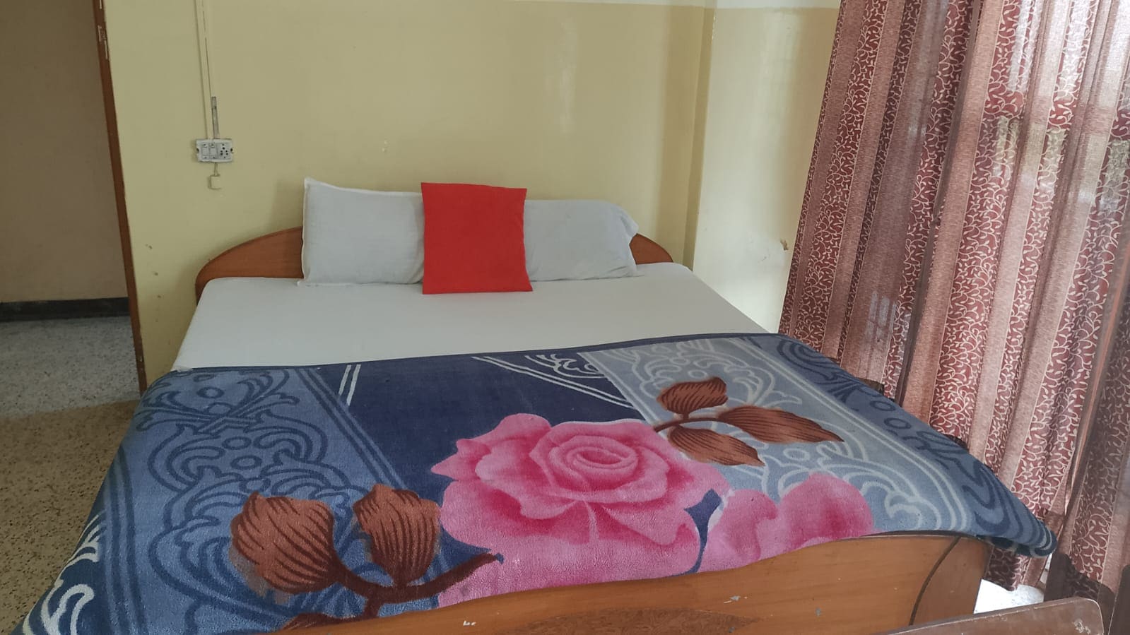 Hotel Aarav Residency - Tap to explore photos