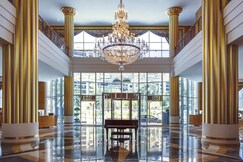 Corniche Hotel Abu Dhabi