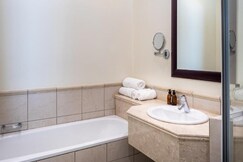 10 2nd Avenue Houghton Estate by Dream Resorts