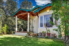 Free Bird cottage homestay by Kusumith Retreats at Ramgarh (Uttarakhand)