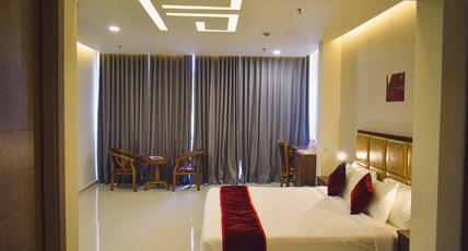 PEARL PALACE Room Type - Luxury Room