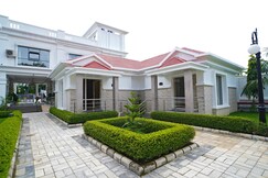 Unique Holiday Resort