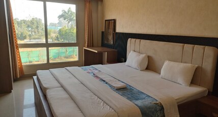 Sanchi Retreat Room Type - Luxury room with garden view