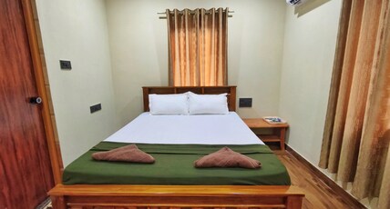 Shilpa Serenity Room Type - Deluxe Queen Bedroom