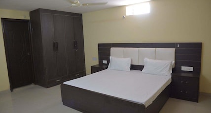 PEARL HOTEL & SPA Room Type - Non AC Deluxe Rooms PEARL HOTEL & SPA Room Type - Non AC Deluxe Rooms