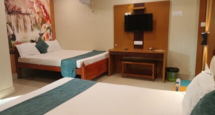 Hotel Panda Room Type - FAMILY AC ROOM